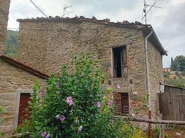 Porzione di colonica da ristrutturare