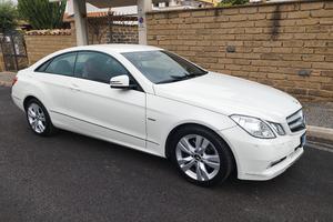 Mercedes E 250 CDI Coupé Avantgarde Automatico 