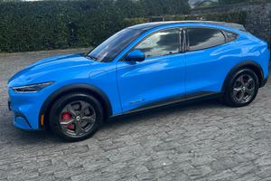 FORD Mustang Mach-E - 2022