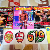 Lotto riviste magazine poster adesivi gadget WWE