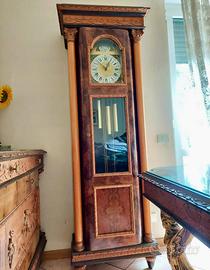 Mobili stile baracco intagliati a mano