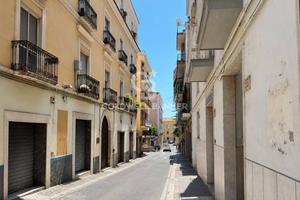Locale commerciale - Formia