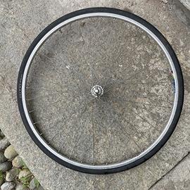 coppia ruote cerchi Nisi e mozzi Miche