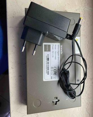 Switch Tenda 8 porte 1000