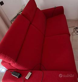 Divano con doppio meccanismo