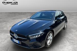 Mercedes Classe A - W177 2023 - A 250 e phev Progr
