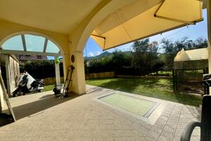 Villetta con giardino