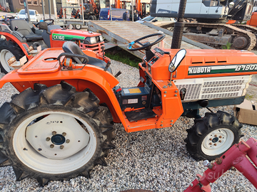 TRATTORE - KUBOTA 1902 - TAGLIANDATO