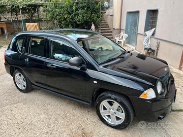  Jeep Compass 