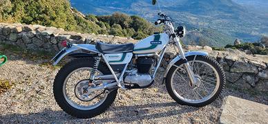 Moto Ossa Explorer  con kit  M.A.R.