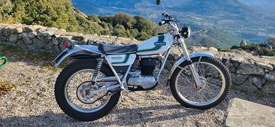 Moto Ossa Explorer  con kit  M.A.R.
