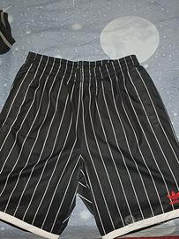 pantaloni corti Adidas 