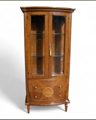 Raffinata vetrinetta argentiera con intarsi