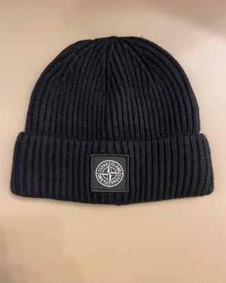 Cappello stone island nero berretto