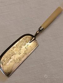 Spatola raccoglibriciole inglese