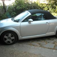 AUDI TT roadster
