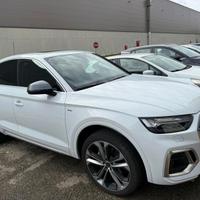 Audi Q5 Sportback 40 2.0 tdi mhev 12V S line Plus
