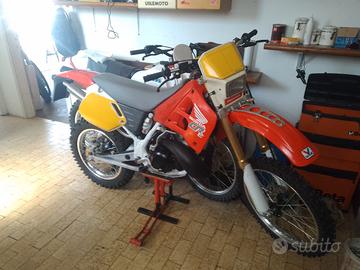 Honda cre 250 1990
