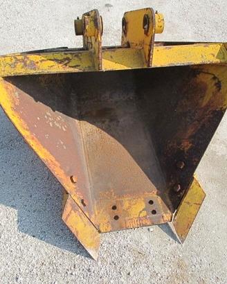 Benna trapezoidale per terna o miniescavatore