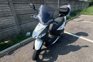 Kimco Agility 200 ie plus
