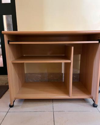 scrivania porta PC con rotelle 