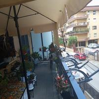 N.2 Ombrelloni da terrazzo 