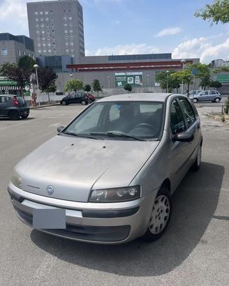 FIAT PUNTO ELX 5 PORTE – 2001 – 77.100 KM