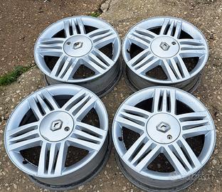 Cerchi in lega Renault R16 - R 16