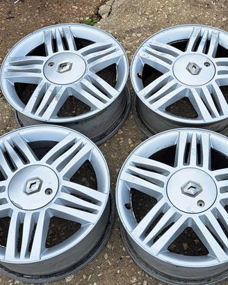 Cerchi in lega Renault R16 - R 16