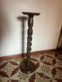 Colonnina / piedistallo in legno massello tornito