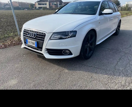 Audi A4 b8 2.7 s-line