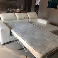 divano letto con penisola in pelle bianco avellino