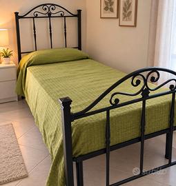 Letto singolo in ferro battuto 