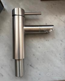 Rubinetto miscelatore acciaio