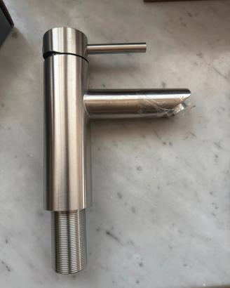 Rubinetto miscelatore acciaio
