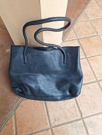 Borsa blu con manici