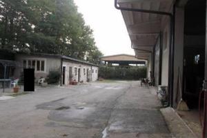 Immobile in asta di 1210 m² a Bardello con Malgess