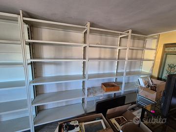 Scaffale da parete in ferro