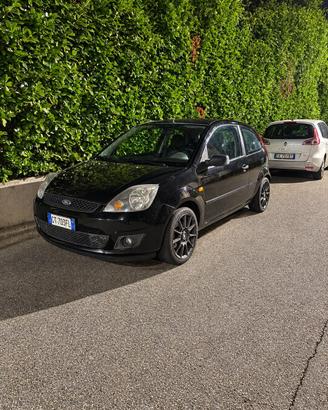Ford fiesta s 2005