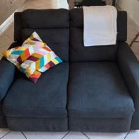 Divano reclinabile elettricamente