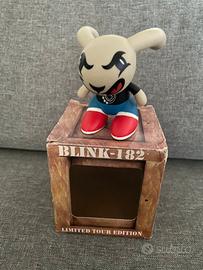 Action figure Rabbit Blink 182 punk rock