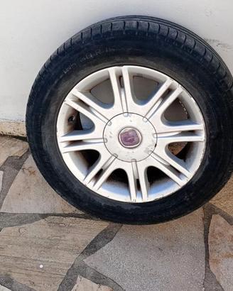 4 CERCHI + 2 GOMME 195 60 15