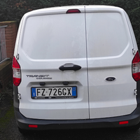 Ford Transit Courier
