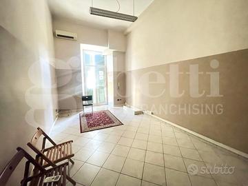 Corso Meridionale - Ufficio