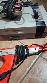 Nintendo NES con giochi e pistola
