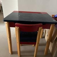 Tavolo e sedia per bambini in legno massello