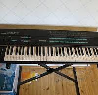 YAMAHA DX7