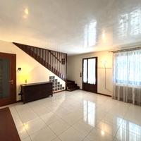 Porzione di testa in zona centrale Rif. ZX573