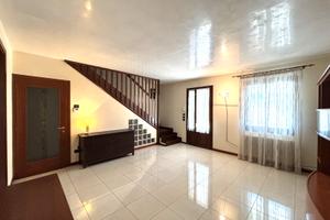 Porzione di testa in zona centrale Rif. ZX573