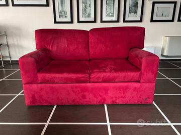 divano due posti rosso